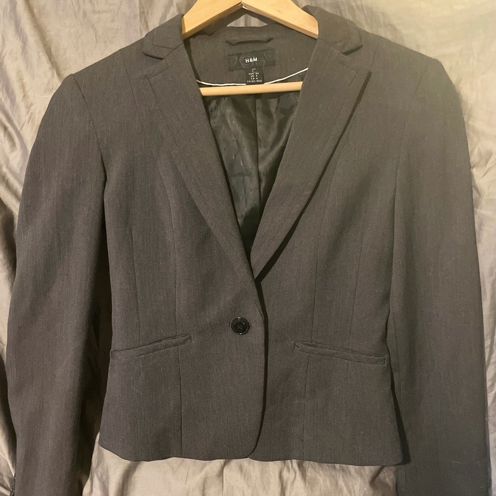 Women’s Classic Cropped Blazer in Grey-Size 4